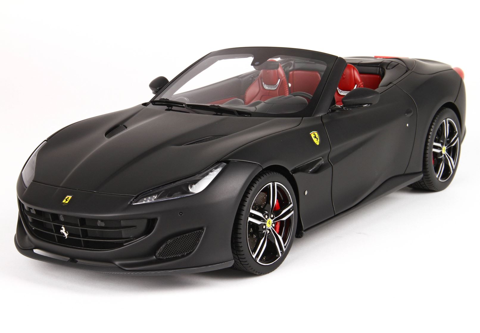 Ferrari j50 с крышей